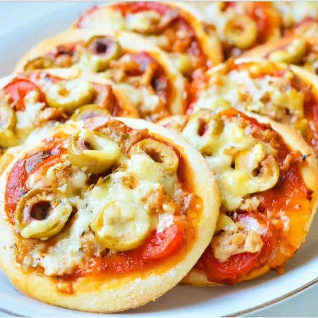 10 mini-pizzas, visuel illustratif
